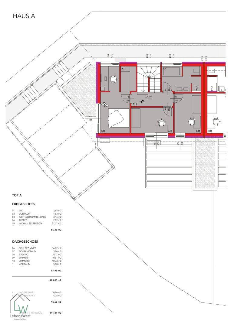 Grundriss des Dachgeschosses von Haus A mit Schlafzimmern, Badezimmer und einem Balkon.
