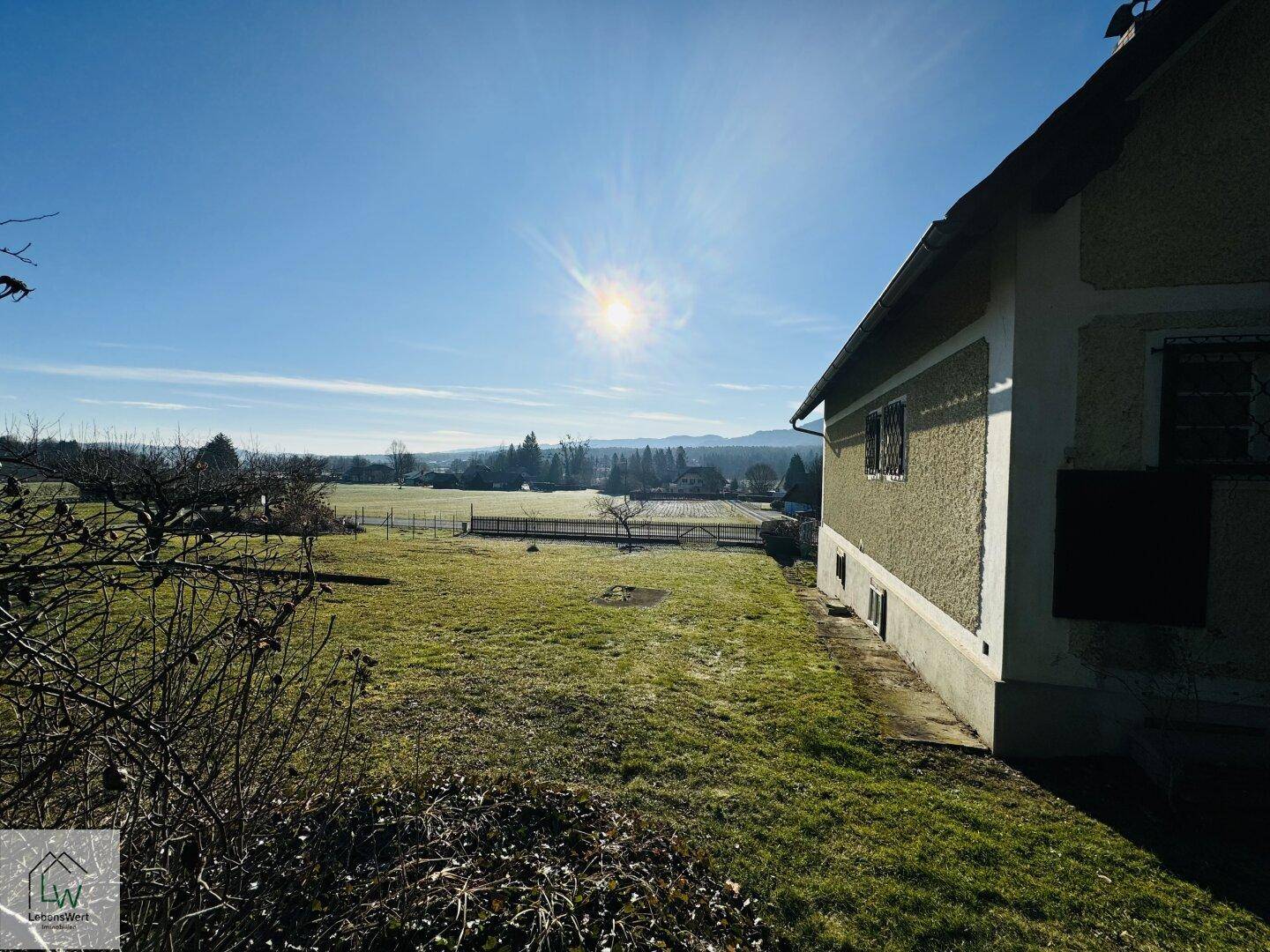Einfamilienhaus mit 1.395 m² Grundstück in absoluter Ruhelage – großes Potenzial - Widok 4
