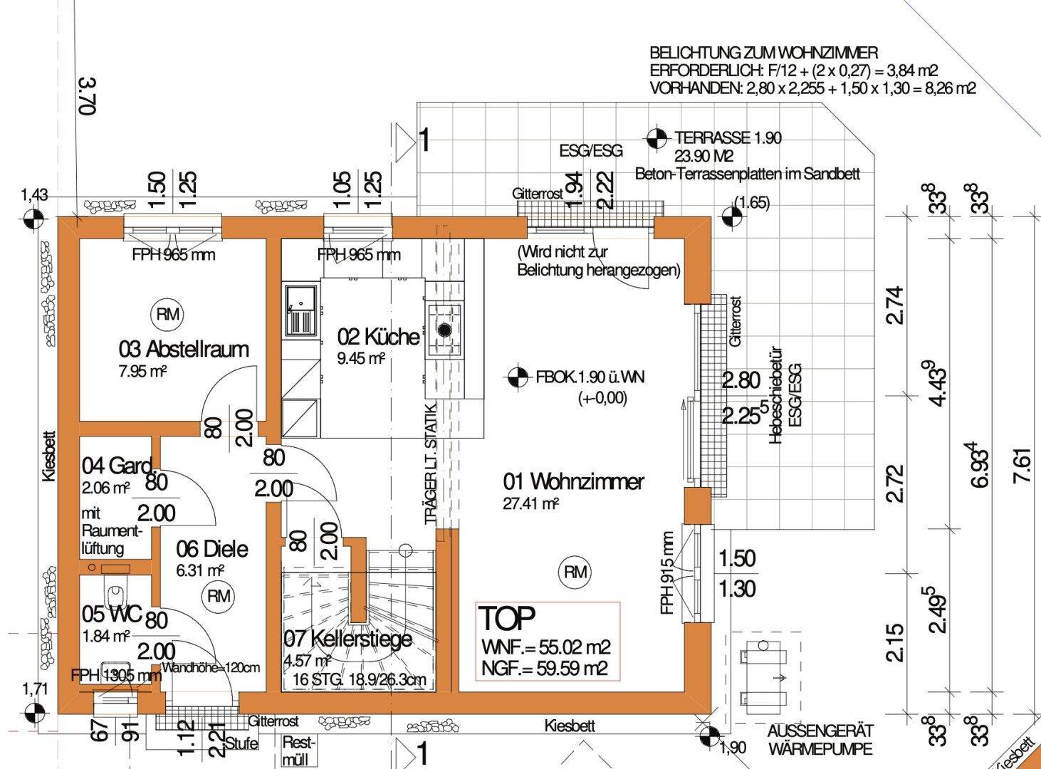 Grundriss des Erdgeschosses mit Wohnzimmer, Küche, Abstellraum und Garage.
