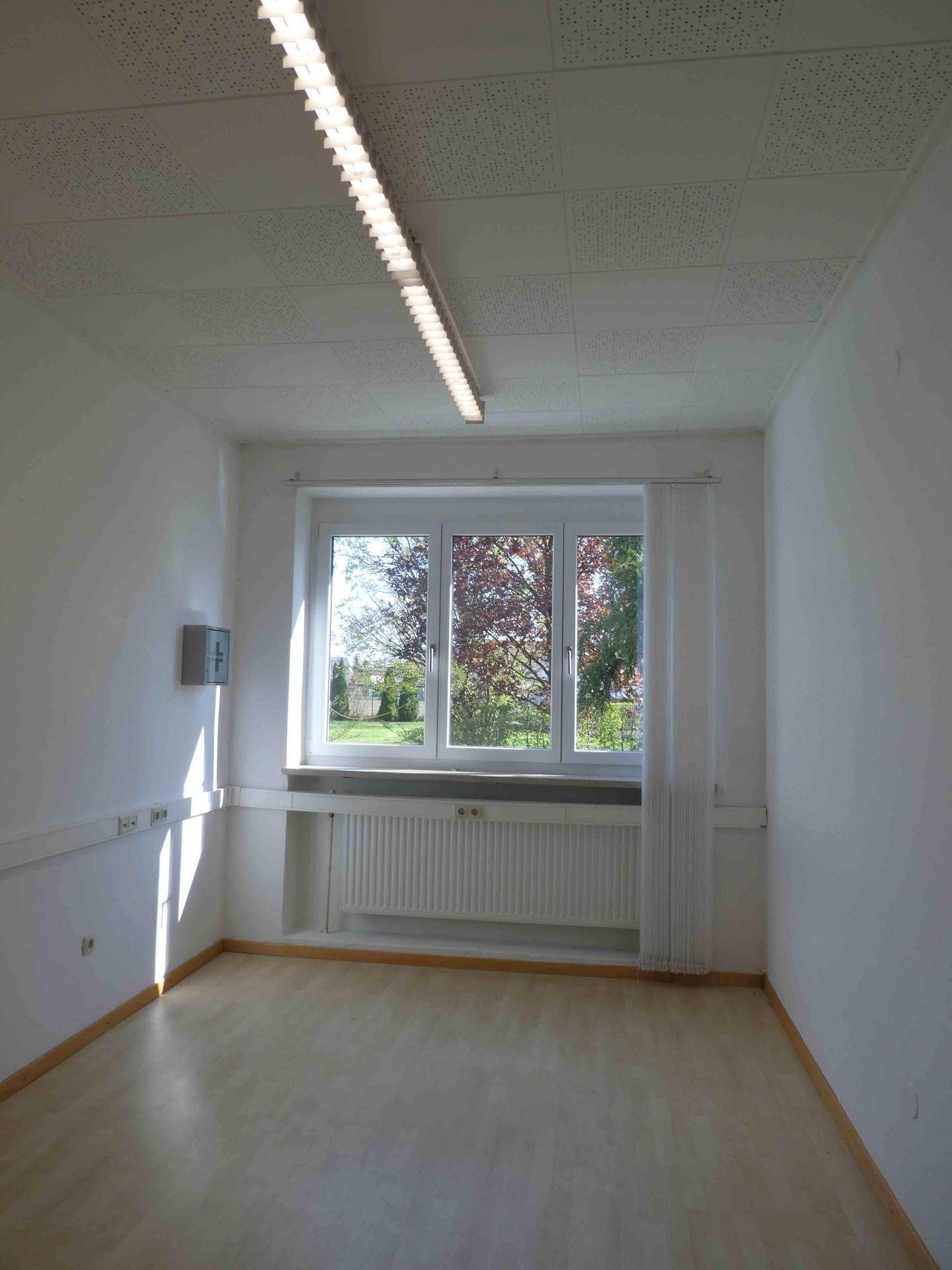 Schöne Büro- bzw. Praxisräume in 5280 Braunau am Inn zu vermieten - Ansicht 3