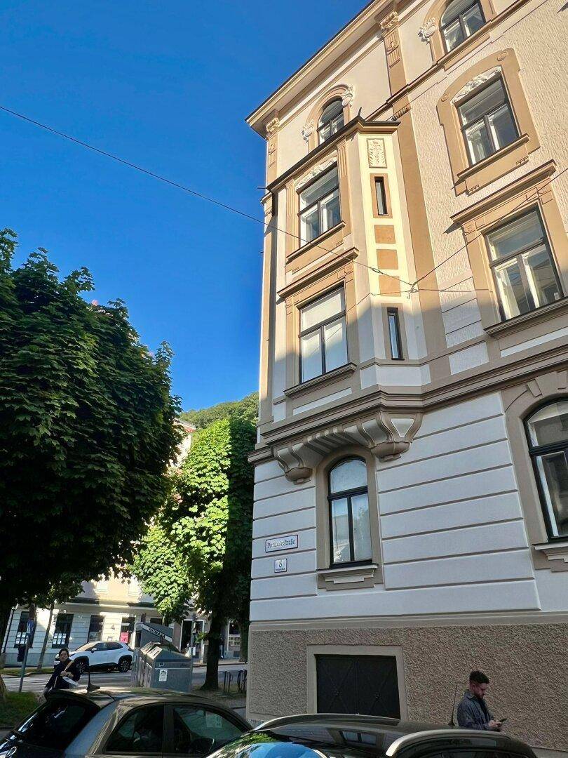 saniertes, denkmalgeschütztes Altstadthaus