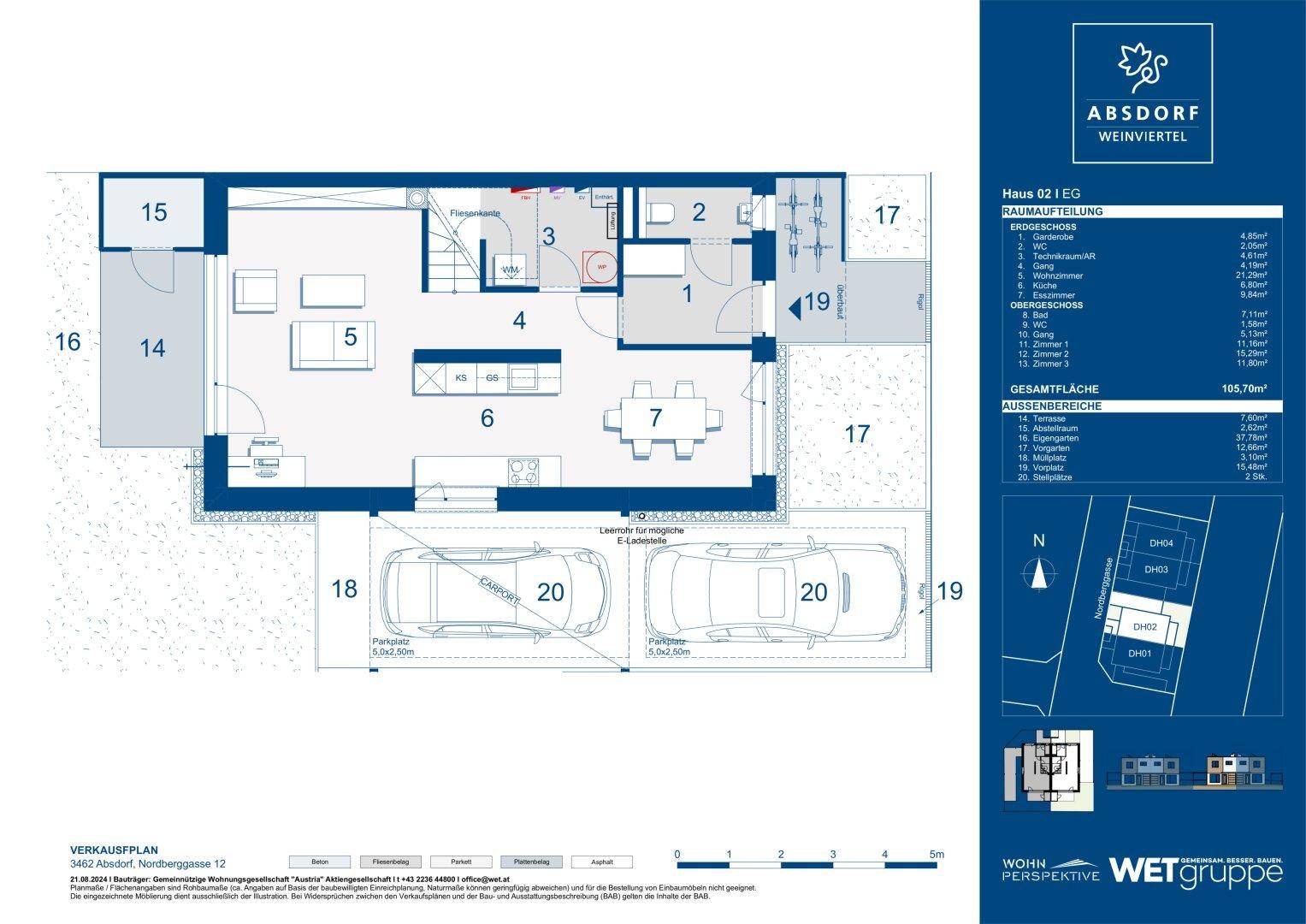 Grundriss des Erdgeschosses mit offenem Wohnbereich, Küche, Esszimmer und Carport.