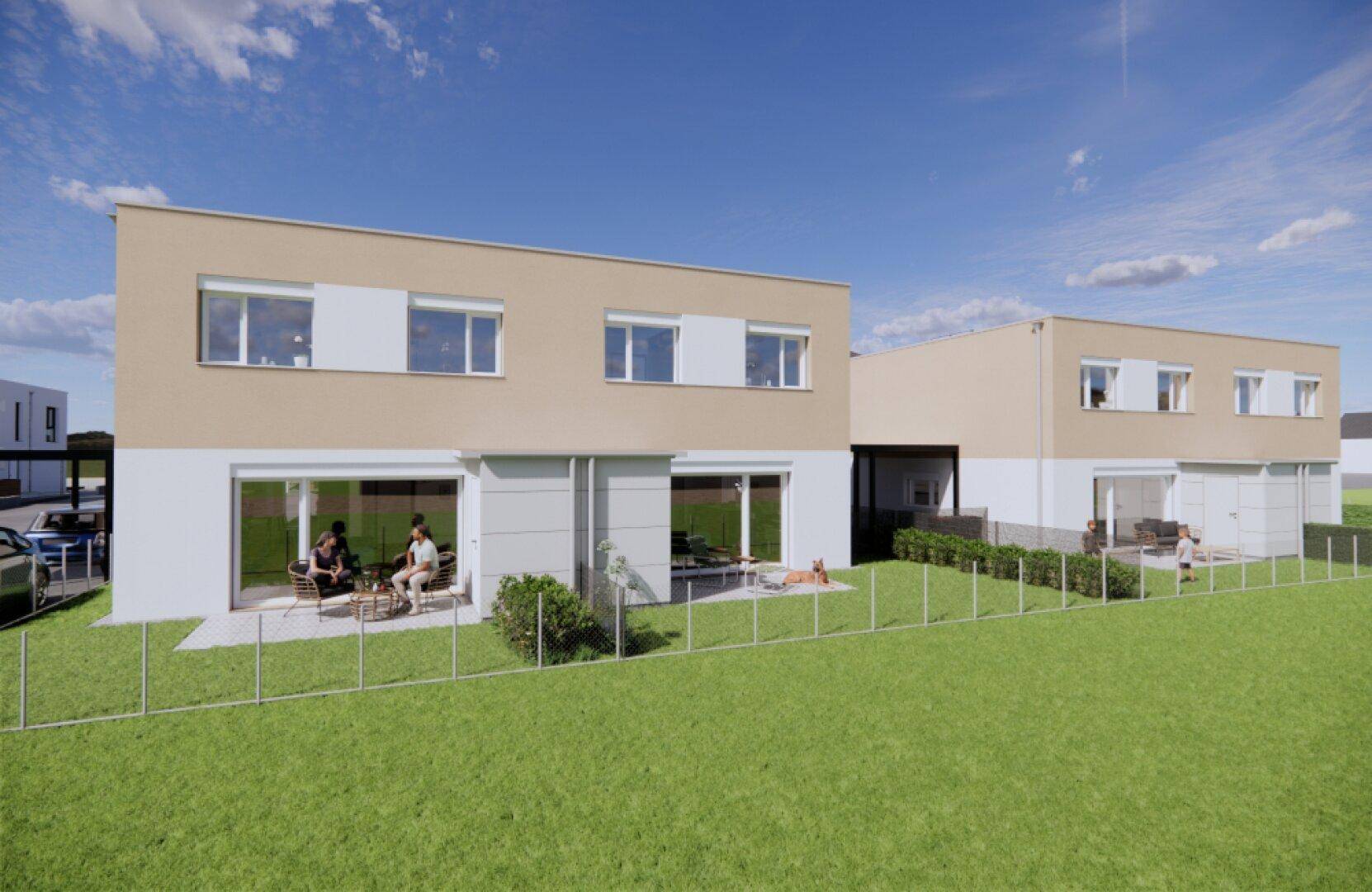 Rückseite der Reihenhäuser mit privaten Terrassen, Gärten und Sitzgelegenheiten im Freien.