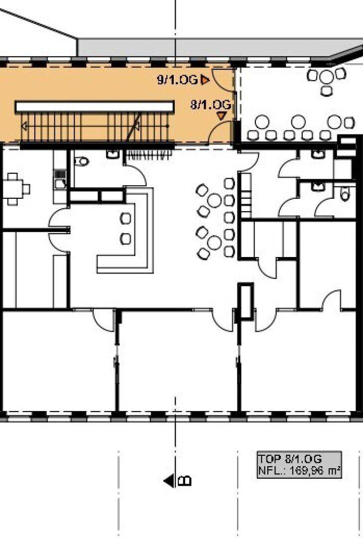 Grundriss eines Obergeschosses mit Treppenhaus, Büroräumen und Sanitäranlagen.
