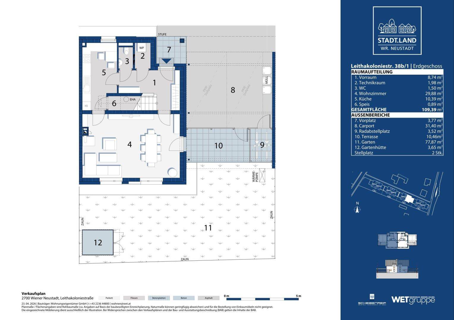 Grundriss des Erdgeschosses mit offenem Wohnbereich, Küche, Terrasse und Garten.