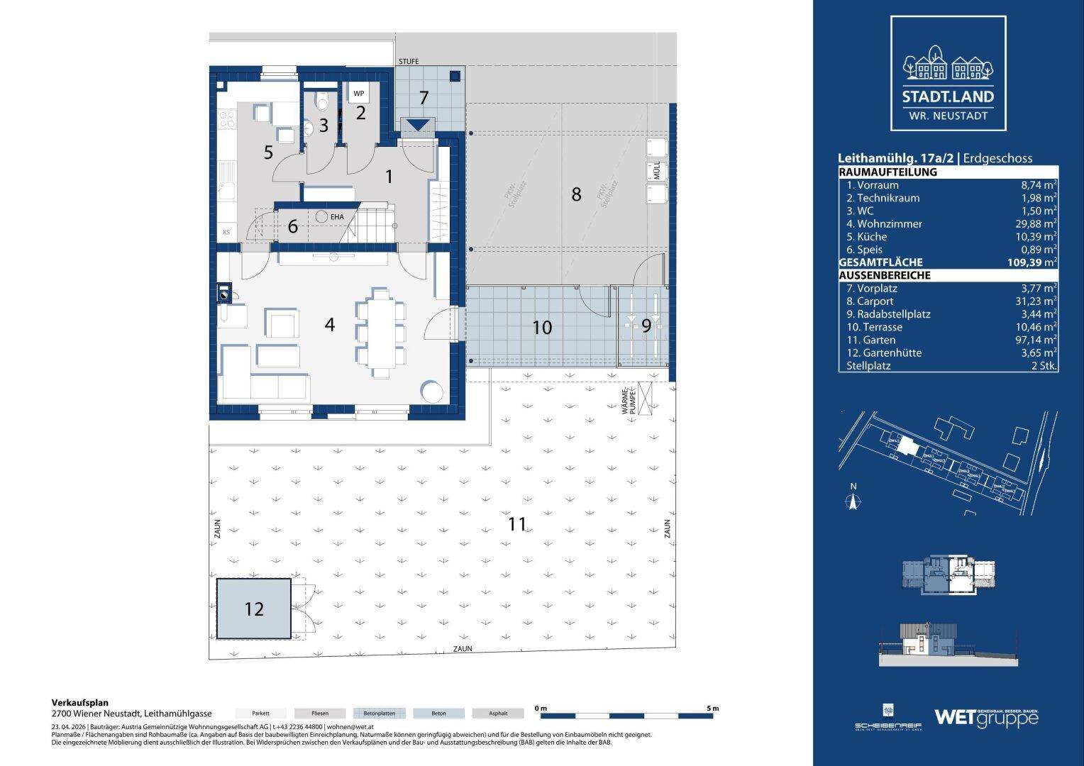 Grundriss des Erdgeschosses mit offenem Wohnbereich, Küche, Terrasse und Garten.