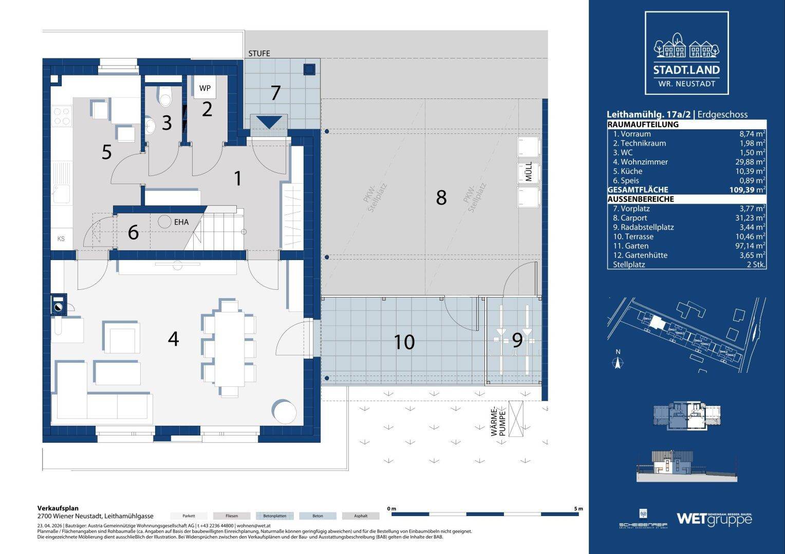 Grundriss des Erdgeschosses mit offenem Wohnbereich, Küche, Terrasse und Garten.