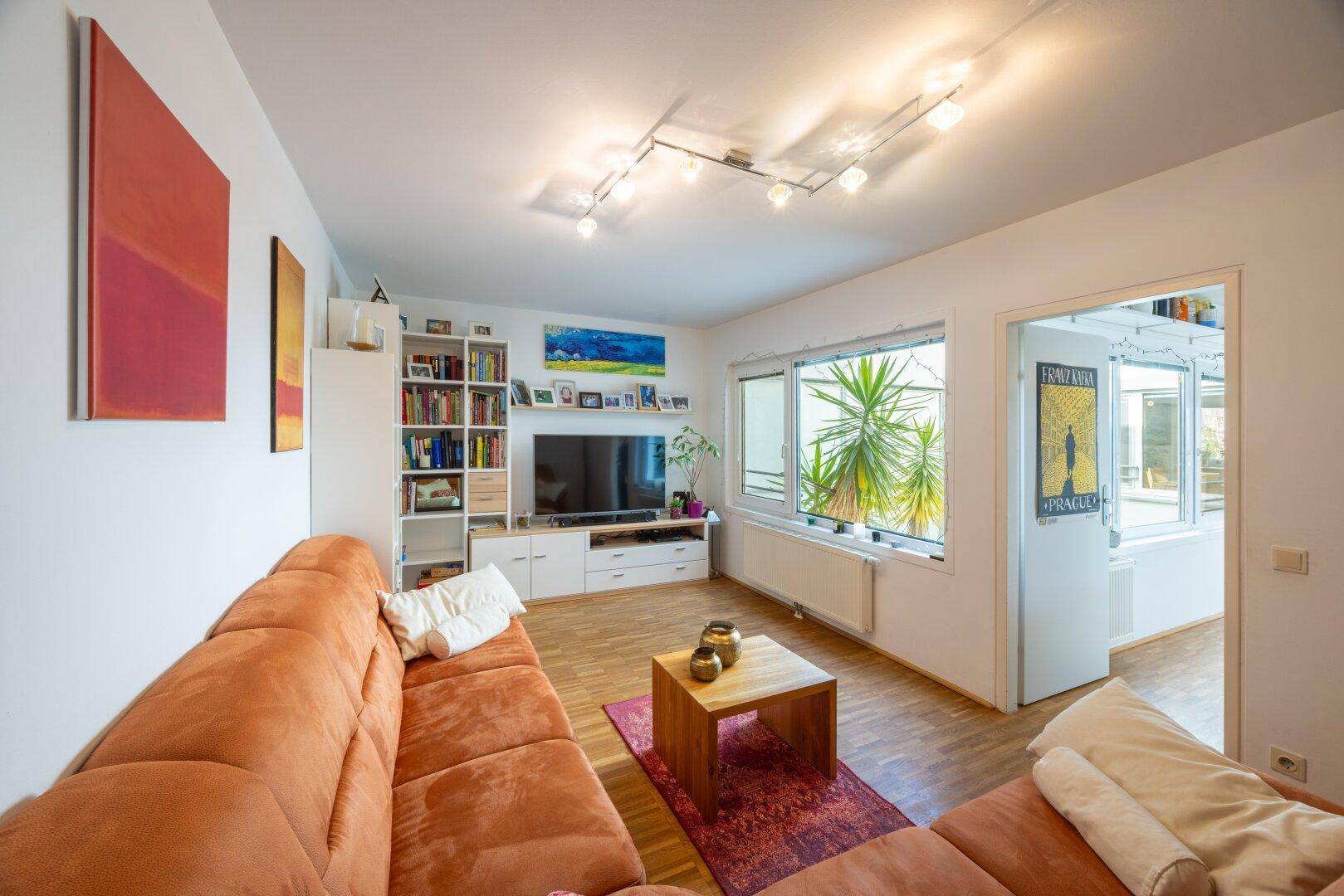 Atriumreihenhaus mit Wow-Effekt – stilvoll wohnen mit 51 m² Außenfläche – pohled 6