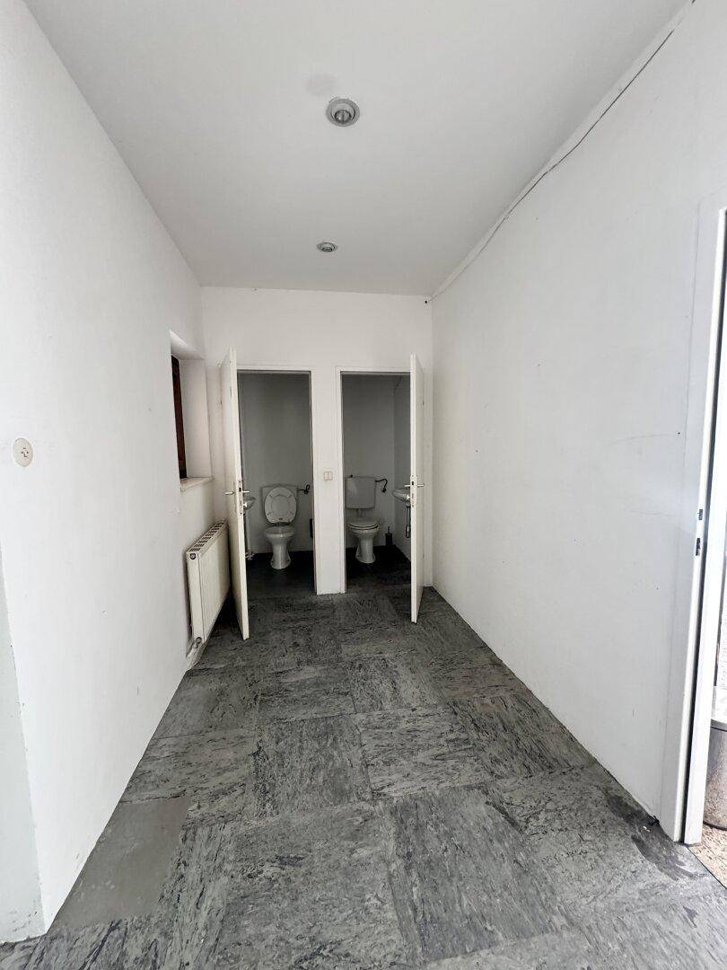 Attraktive Gewerbefläche in Bestlage – als Lokal, Nagelstudio, Massage, Büro, Atelier nutzbar – ab sofort verfügbar. - Widok 6