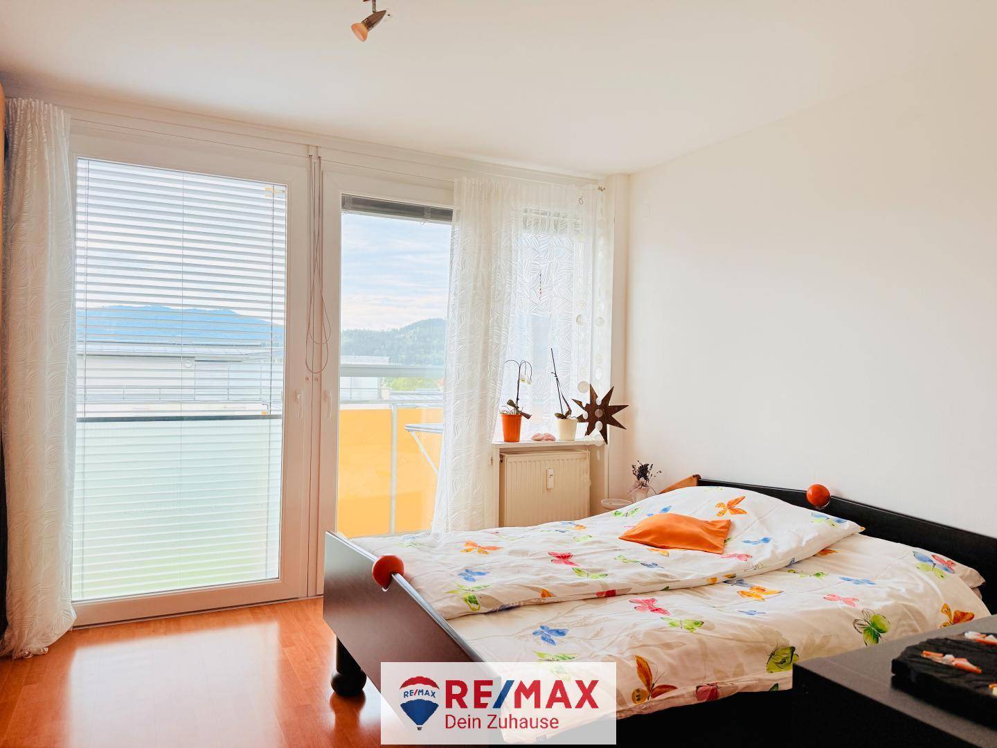 Schlafzimmer 1.1