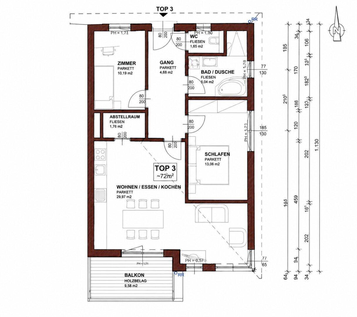 Grundriss der Wohnung TOP 3 mit offenem Wohn-Ess-Kochbereich, zwei Schlafzimmern, Bad, separatem WC und Balkon.