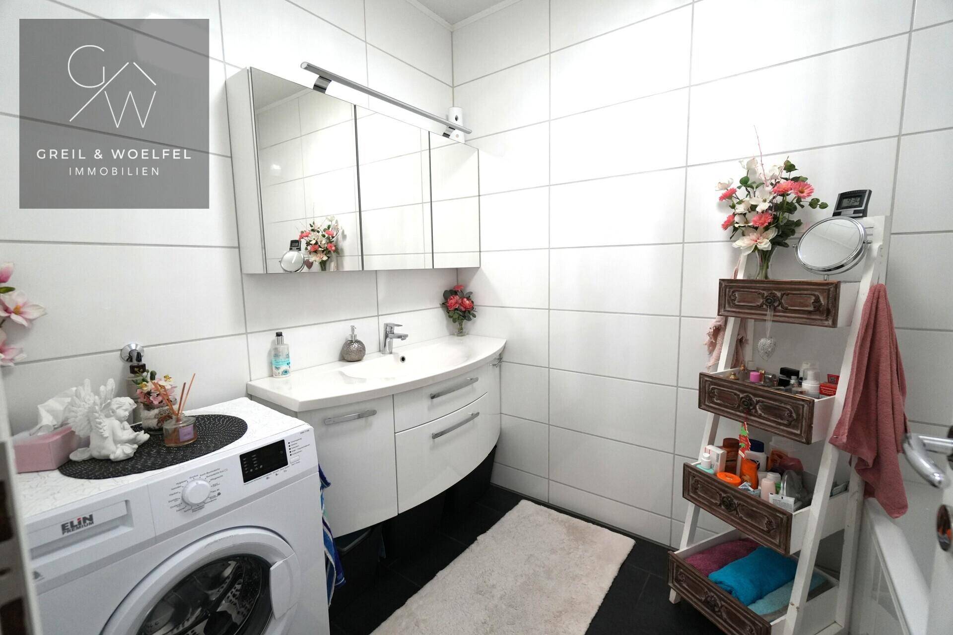 Badezimmer Ansicht 1
