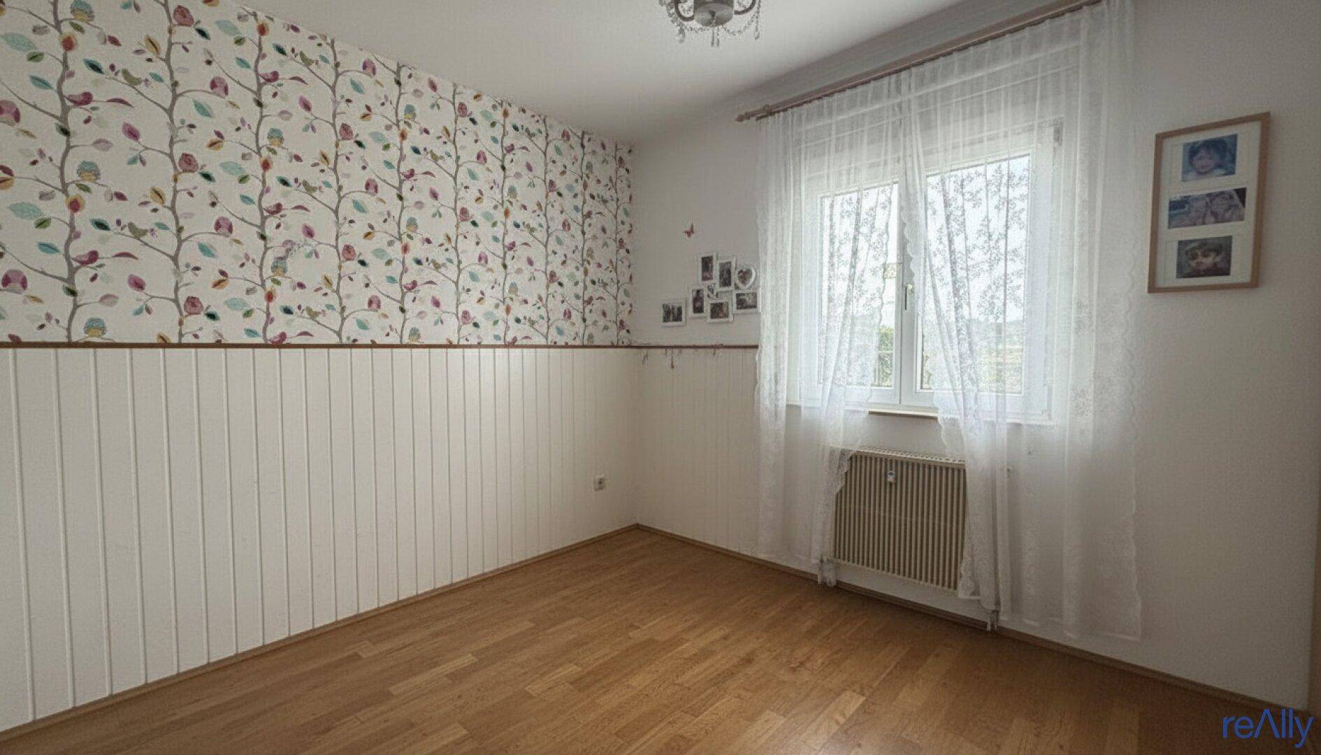 Seltene Grundstücksgröße zum attraktiven Kaufpreis - Großzügiges 1.000m² Traumgrundstück inkl. Bungalow mit Ausbaupotenzial - Mehr