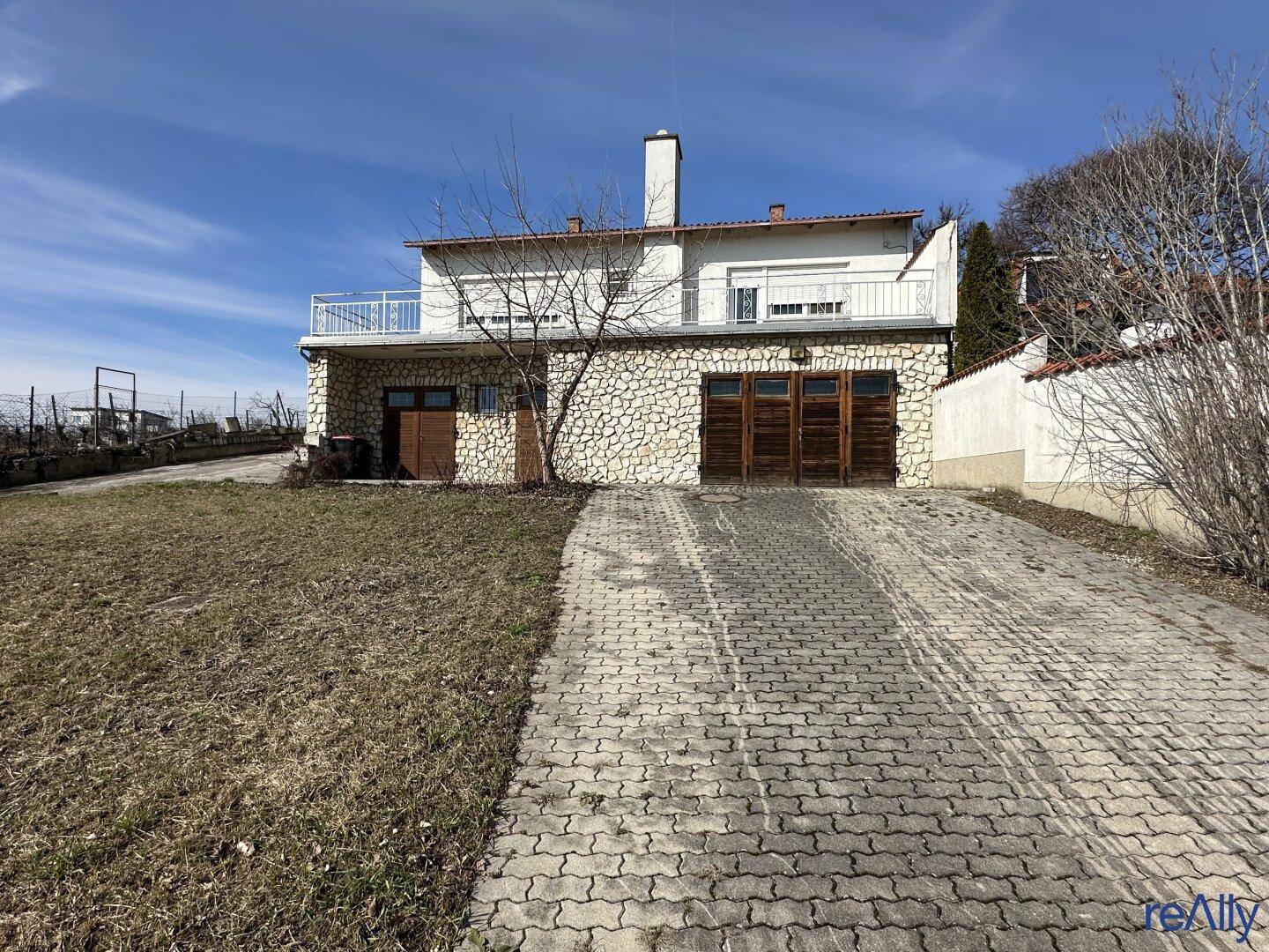 Attraktives Grundstück mit Haus in erhöhter Lage und traumhaftem Weitblick – großes Potenzial in Purbach am Neusiedler See - Ansicht 6