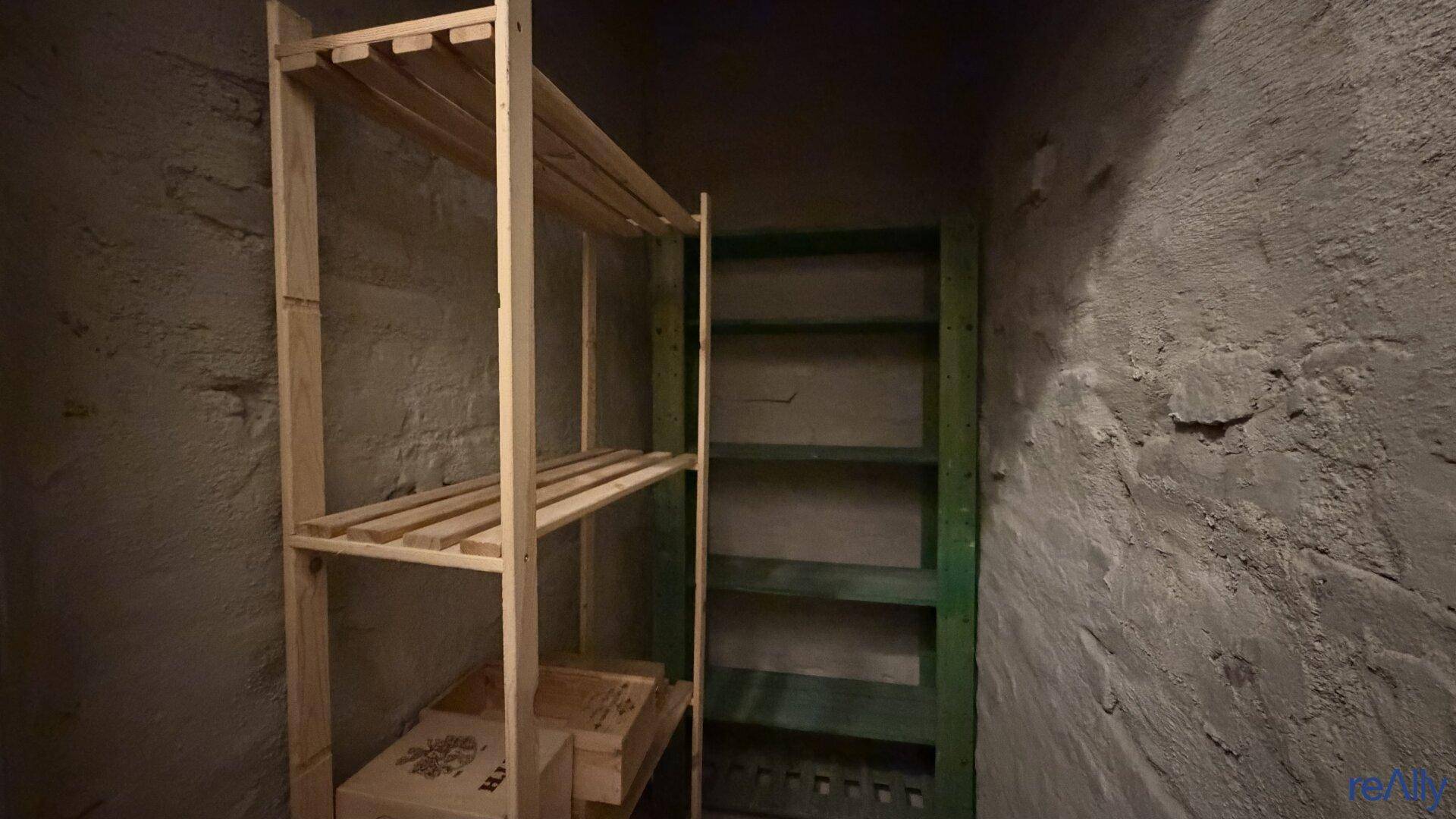 Ihr Start ins Eigentum: Helle 1-Zimmer-Wohnung mit Altbauflair - Top angebunden, sofort verfügbar, zukunftsstarke Lage – pohled 4