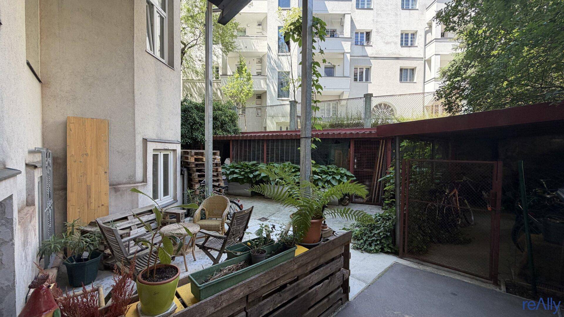 Ihr Start ins Eigentum: Helle 1-Zimmer-Wohnung mit Altbauflair - Top angebunden, sofort verfügbar, zukunftsstarke Lage – pohled 6