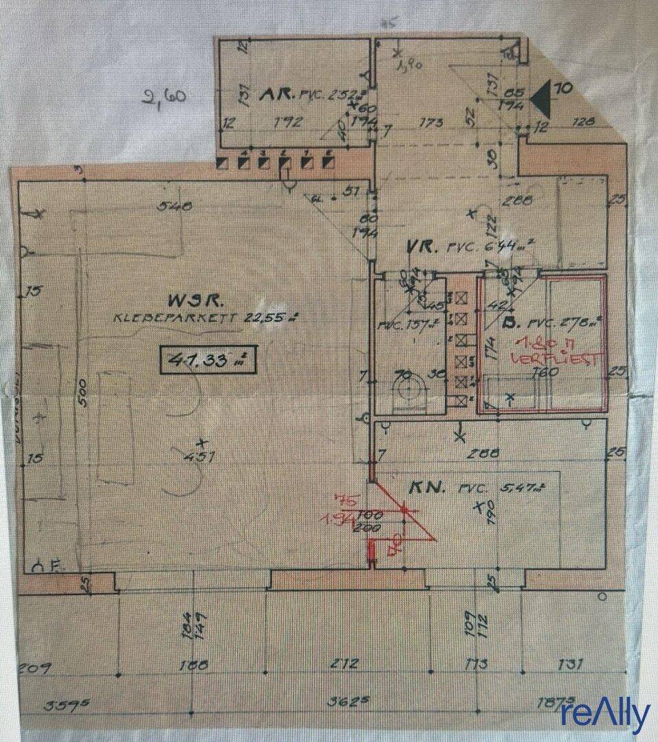 Grundrissplan mit Wohn-Schlaf-Raum, Küche, Bad und Abstellraum.