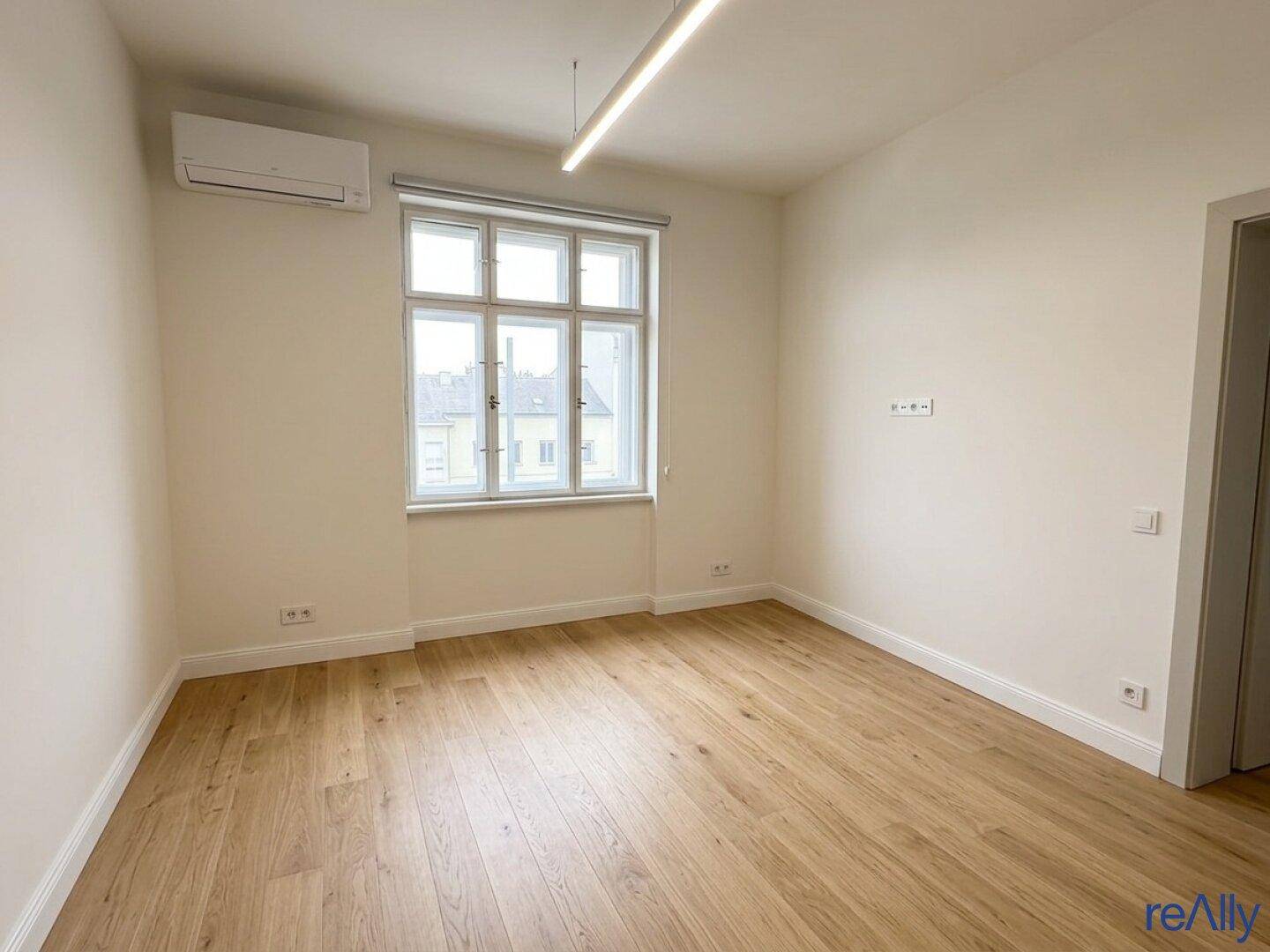 ERSTBEZUG nach Generalsanierung - 180m² auf eigener Etage als Büro bzw. Ordination (Fertigstellung Q2/2027) – pohled 2