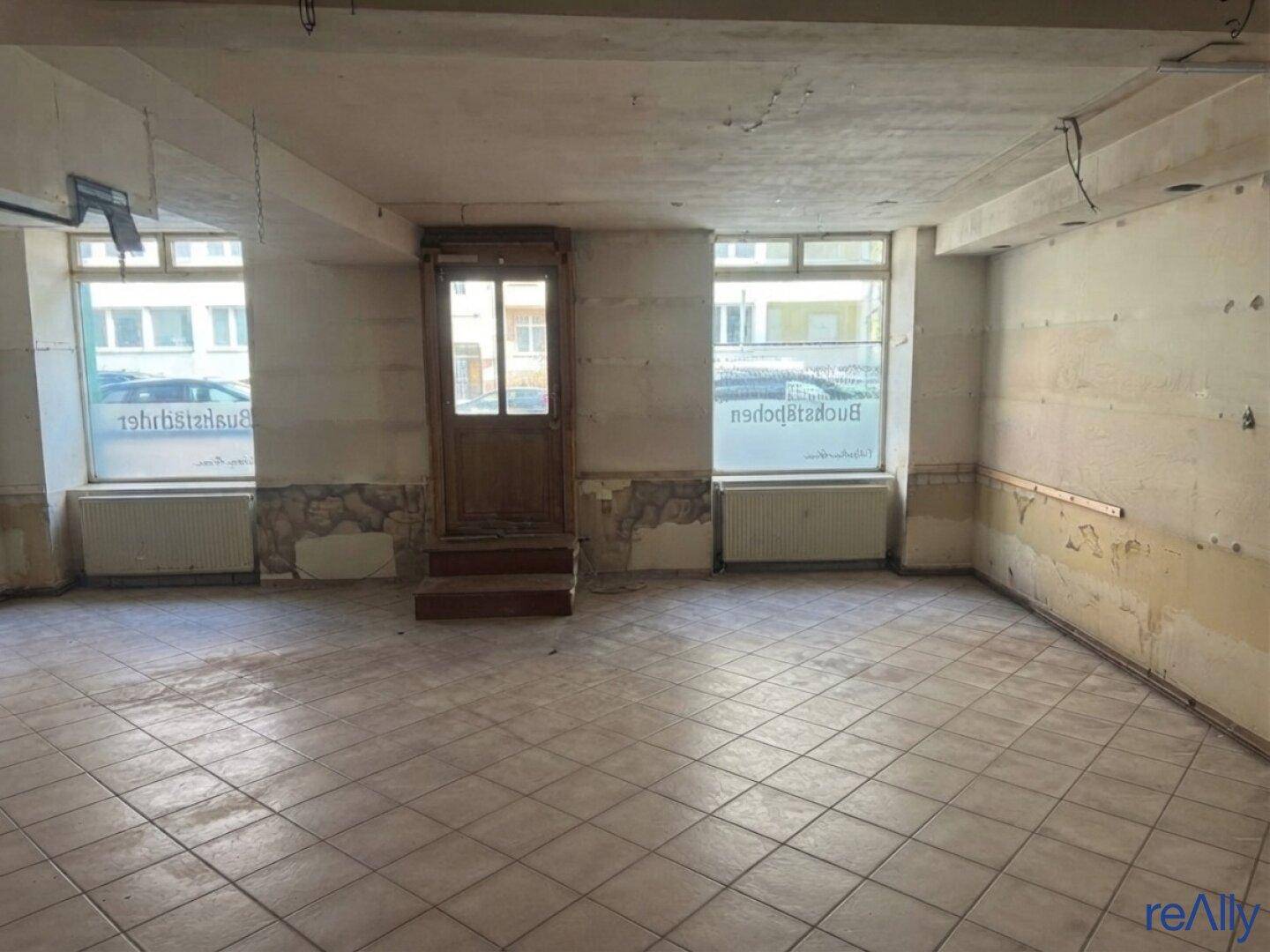 Geschäftslokal 67m² in 1160 Wien, sanierungsbedürftig, Top Preis 199.999 € - Ansicht 2