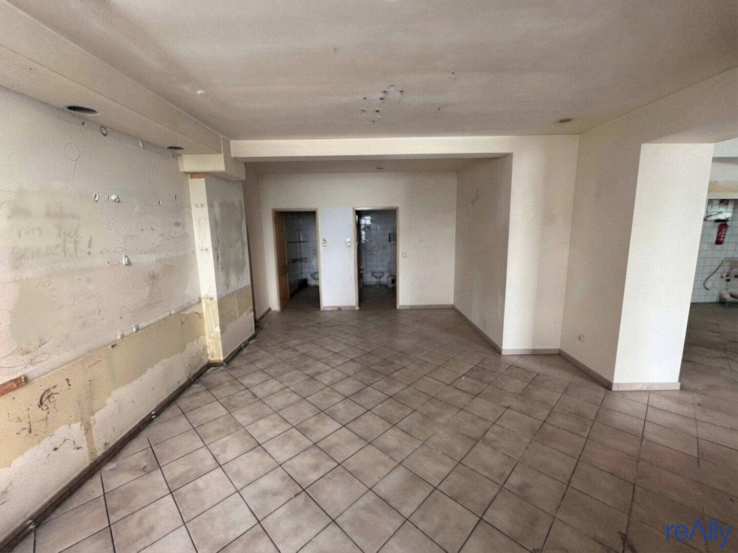 Geschäftslokal 67m² in 1160 Wien, sanierungsbedürftig, Top Preis 199.999 € - Ansicht 4