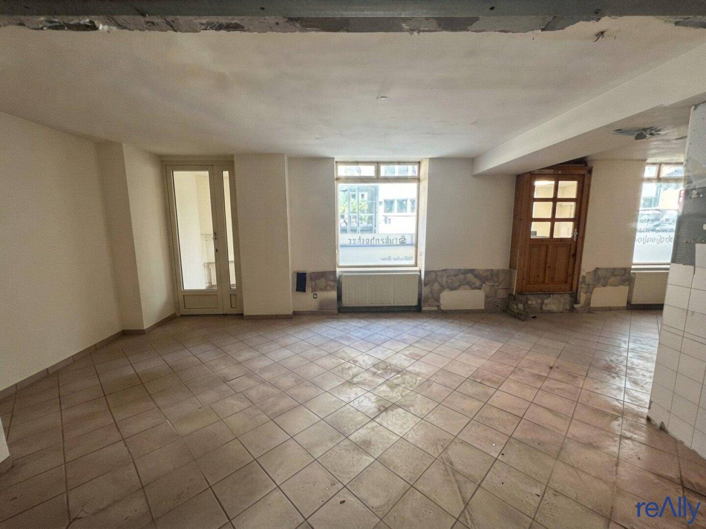 Geschäftslokal 67m² in 1160 Wien, sanierungsbedürftig, Top Preis 199.999 € - Ansicht 5