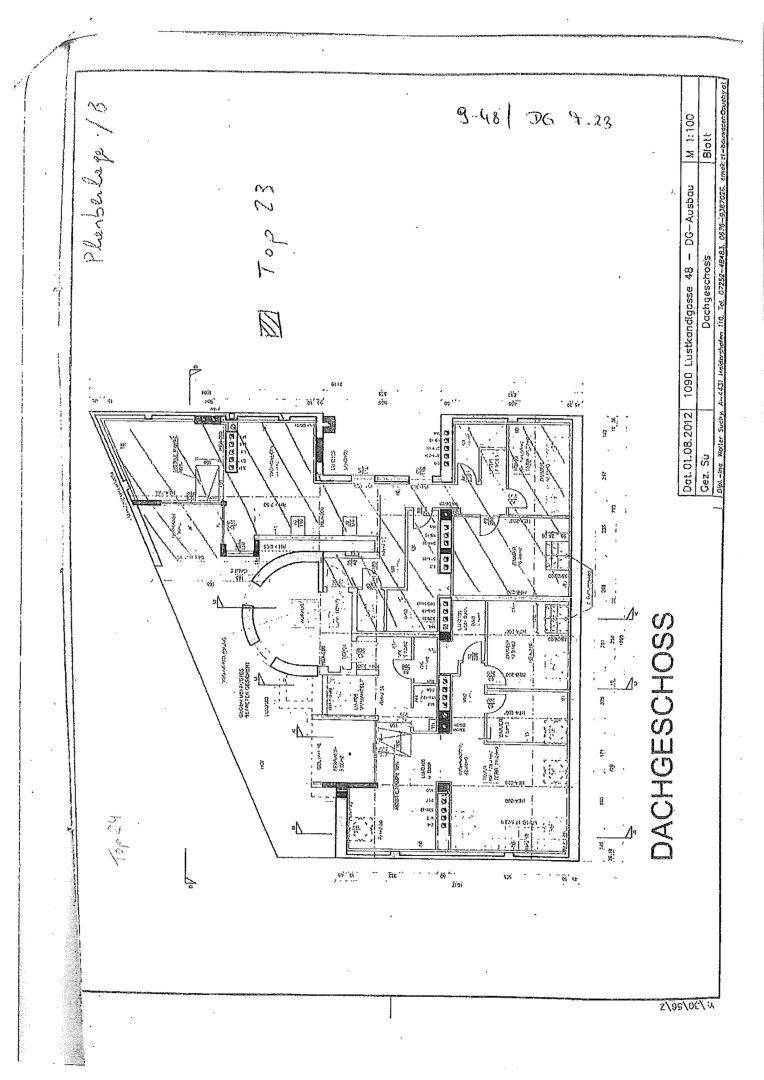 Grundriss des Dachgeschosses mit Raumaufteilung, Treppe und Zugang zur Terrasse.
