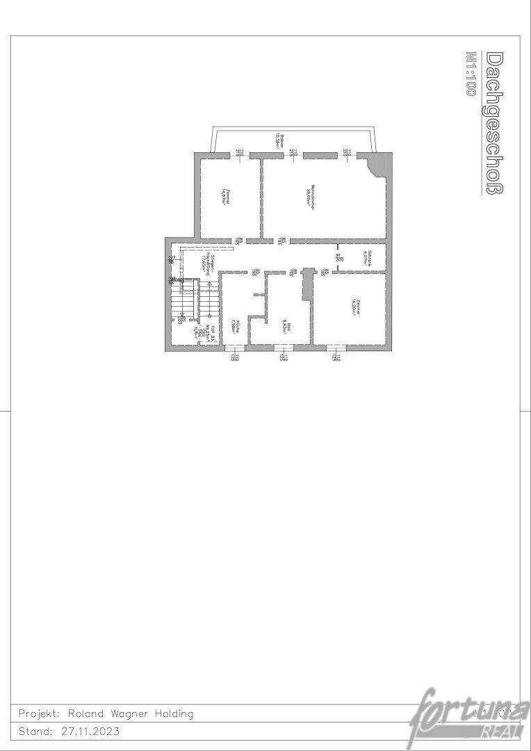 Grundriss des Dachgeschosses mit Zimmern unter Schrägen und Treppenhaus.