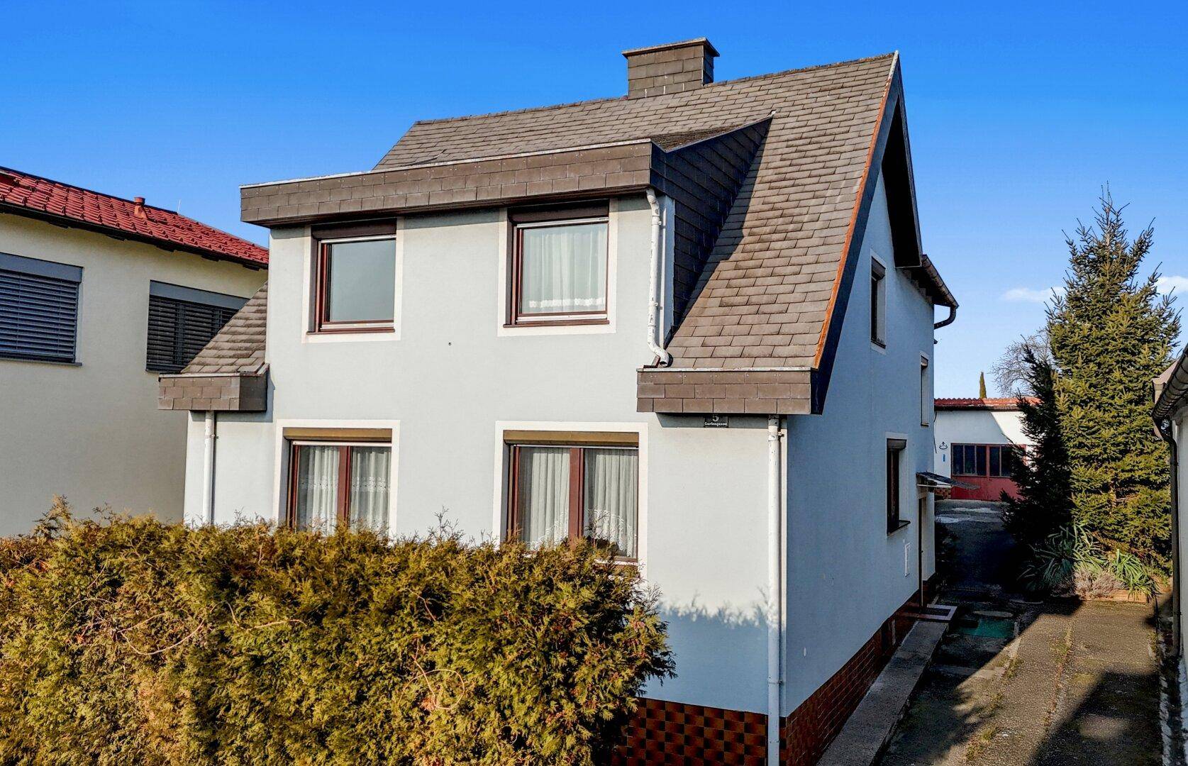 Einfamilien- oder Mehrfamilienhaus mit 6 Zimmern - ideal für Familie, Generationen oder Wohnen &amp; Arbeiten im sonnigen Mittelburgenland - Mehr