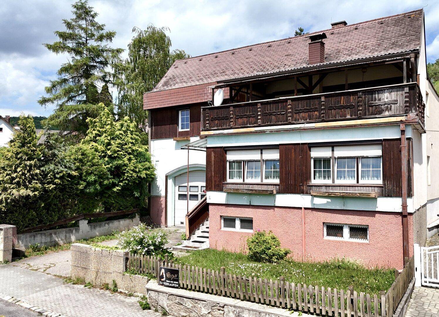 Ein Platz für große Träume: Haus mit großem Grundstück, Waldstück &amp; Lagerhalle in Wiesen - Ansicht 4