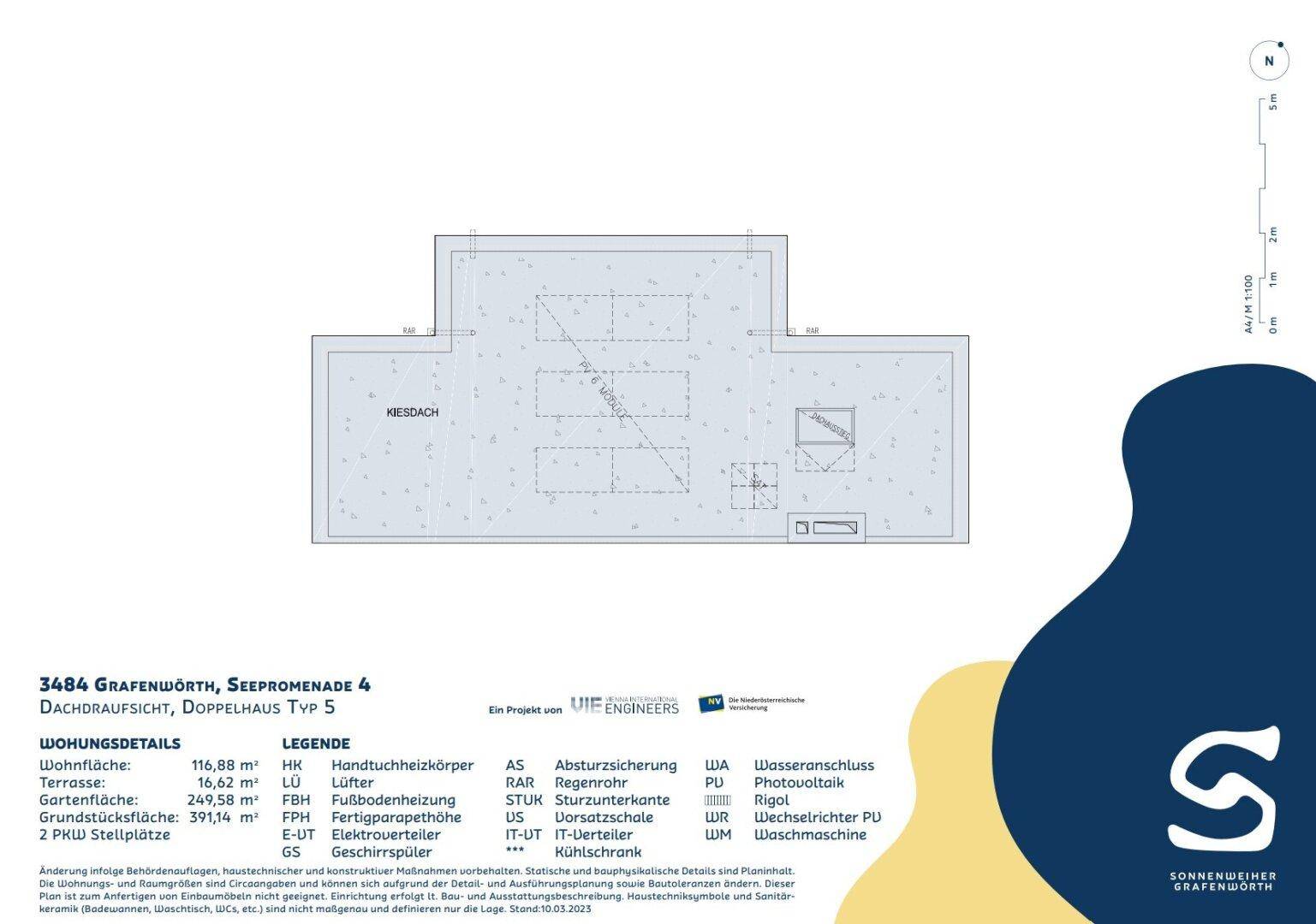 Dachaufsicht des Doppelhauses mit Photovoltaikanlage.