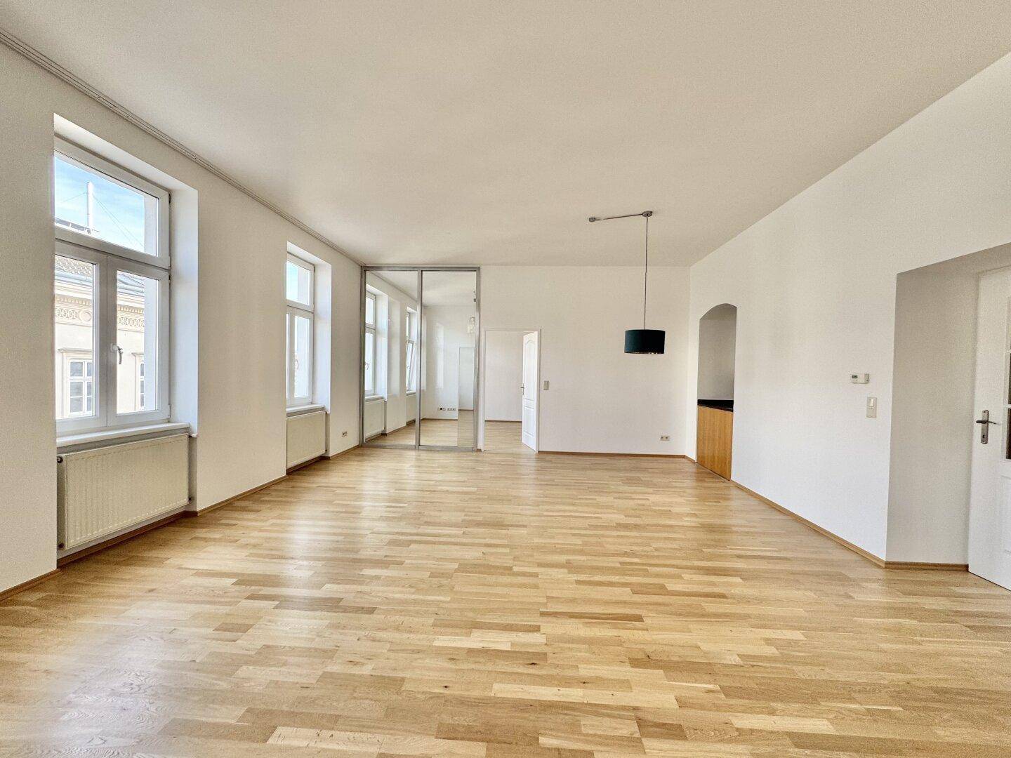WESTBAHNHOF - HELLE 3-ZIMMER-WOHNUNG NAHE U3 + U6 - Ansicht 3