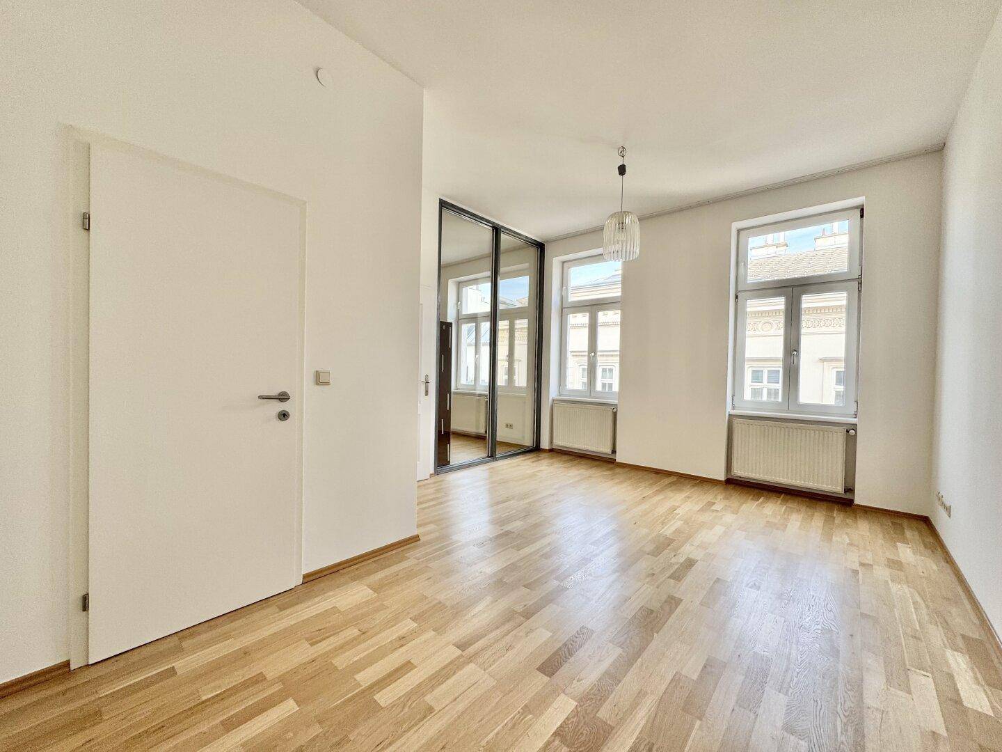 WESTBAHNHOF - HELLE 3-ZIMMER-WOHNUNG NAHE U3 + U6 - Mehr