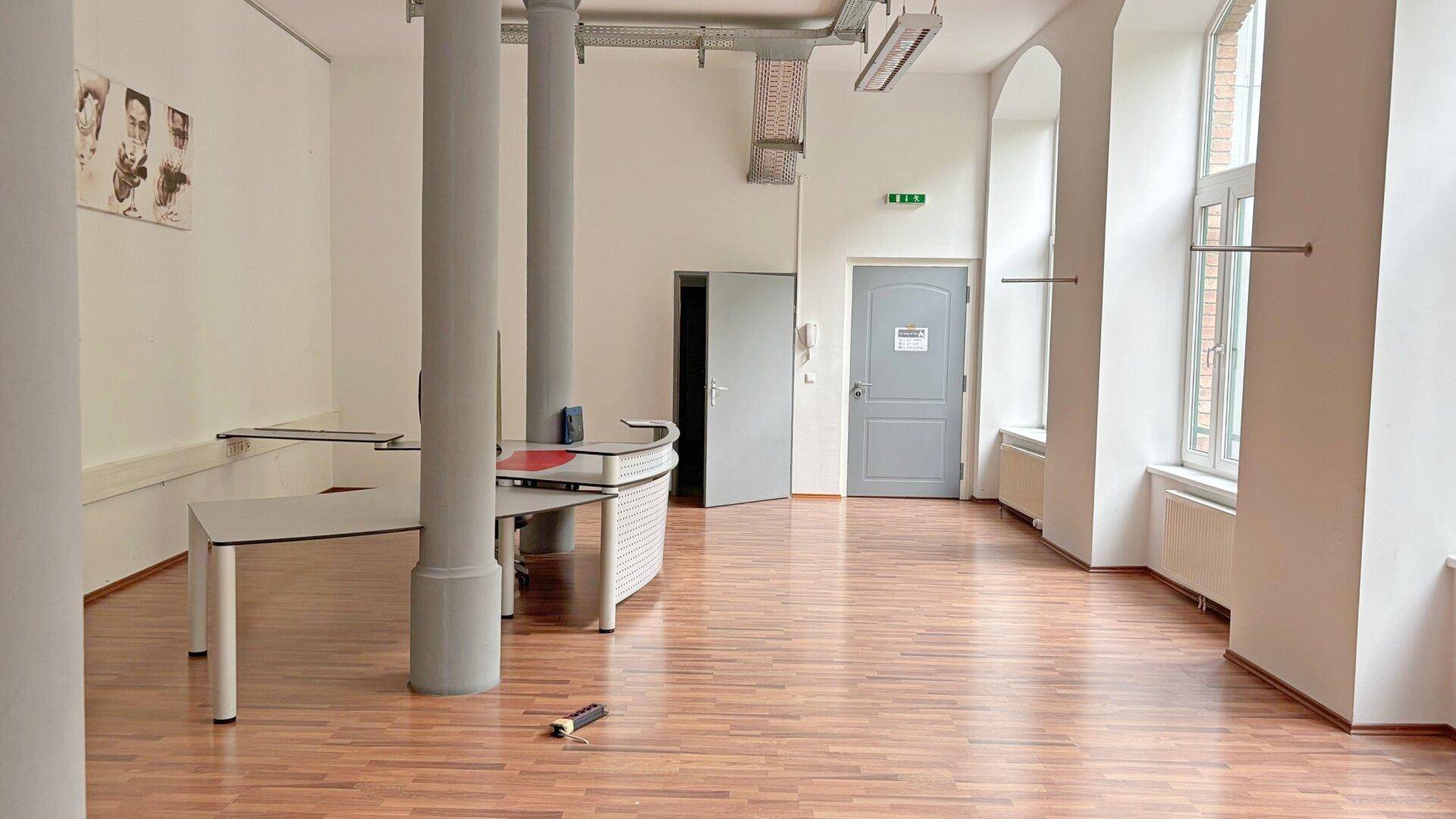 Flexible Gewerbefläche mit 3 Parkplätzen + Lager in Bestlage von Margareten! - Поглед 4