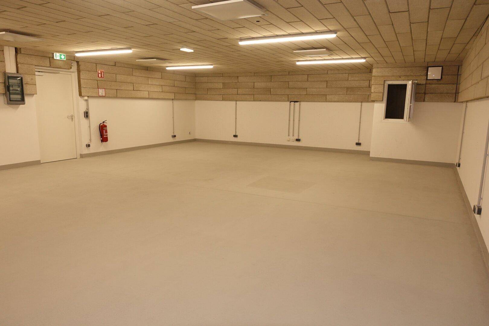 85,5 m² Lager - ERSTBEZUG - Widok 3