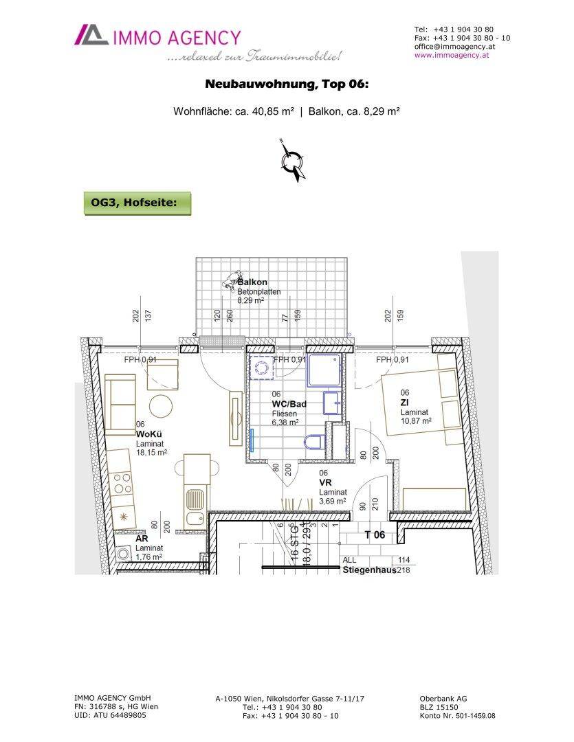 Grundriss für Top 06 im dritten Obergeschoss mit Balkon und offenem Wohn-Kochbereich.