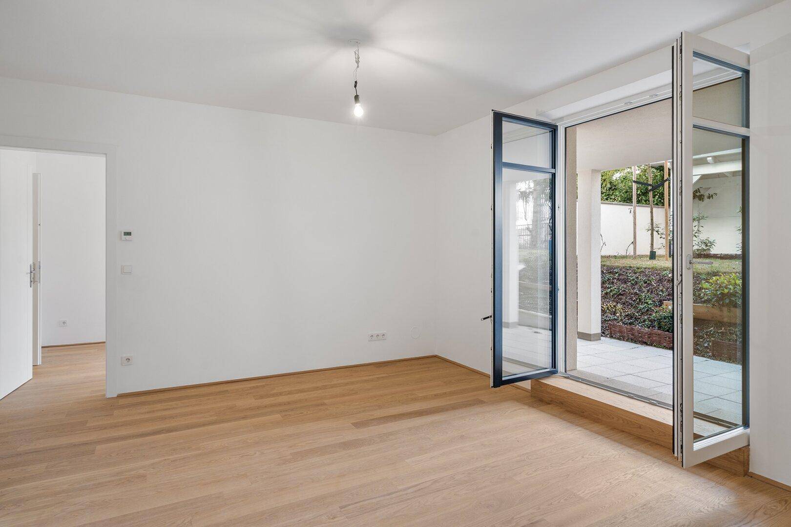 Exklusive 2 Zimmer Gartenwohnung - Qualität auf höchstem Niveau - Widok 2