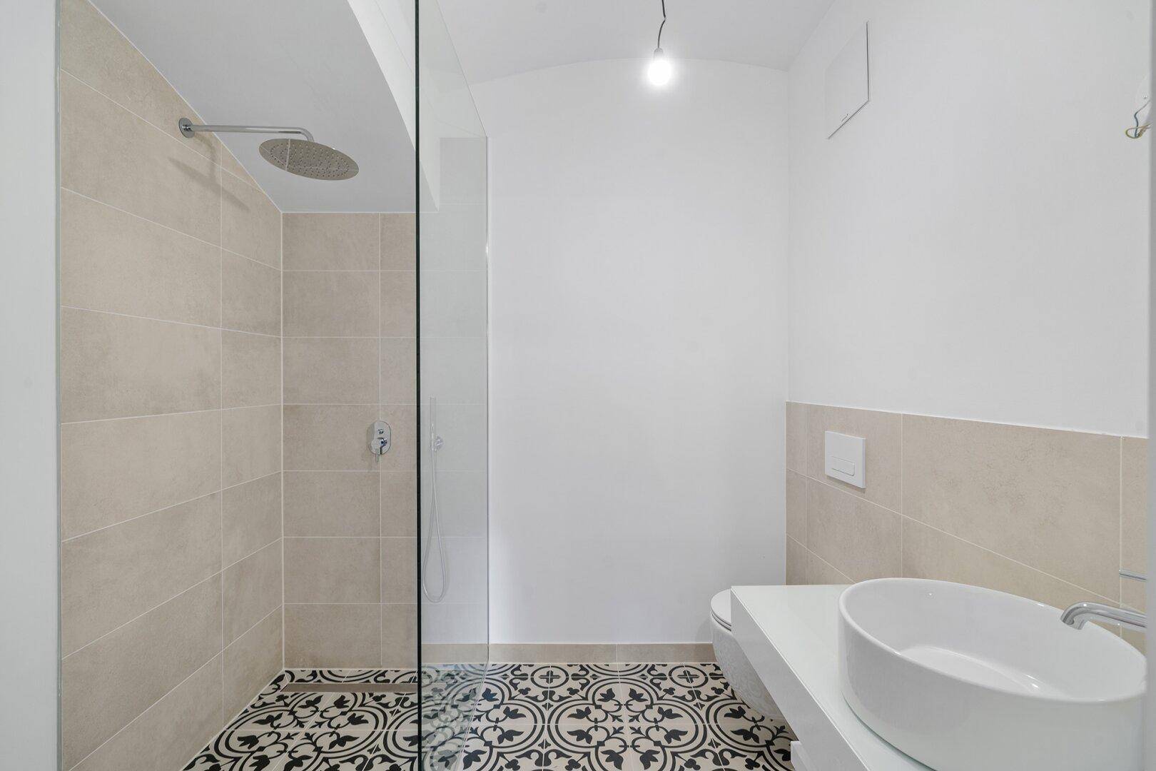 Exklusive 2 Zimmer Gartenwohnung - Qualität auf höchstem Niveau - Widok 6