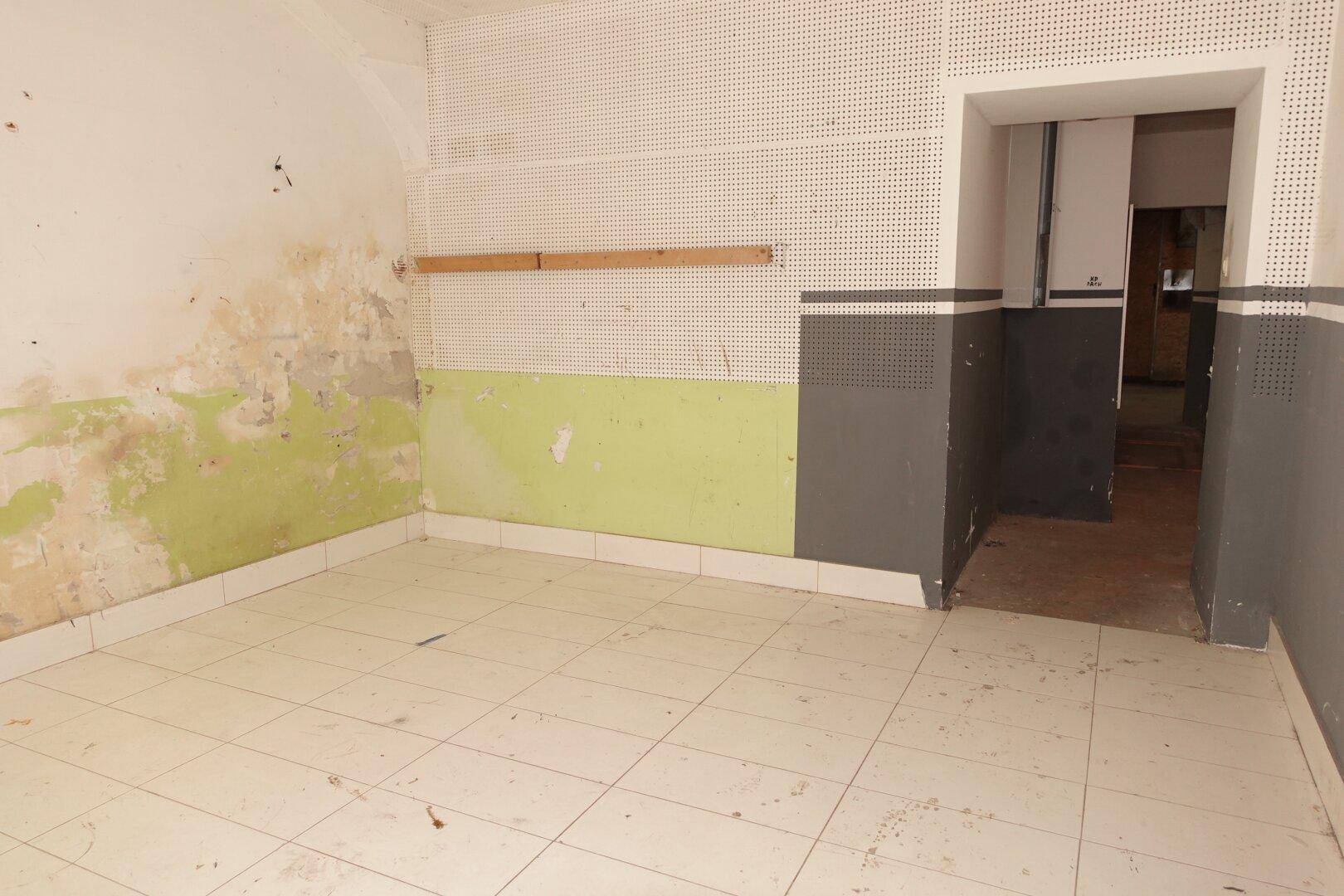 128 m² LAGERFLÄCHE - EURO 897,- Netto/Monat - NUR 1 MONAT PROVISION - Widok 3
