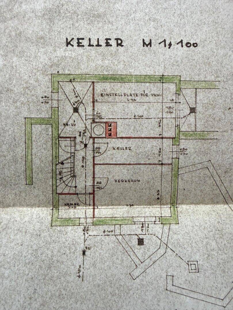 Grundriss des Kellers mit Stellplatz und Werkraum, Maßstab 1:100.