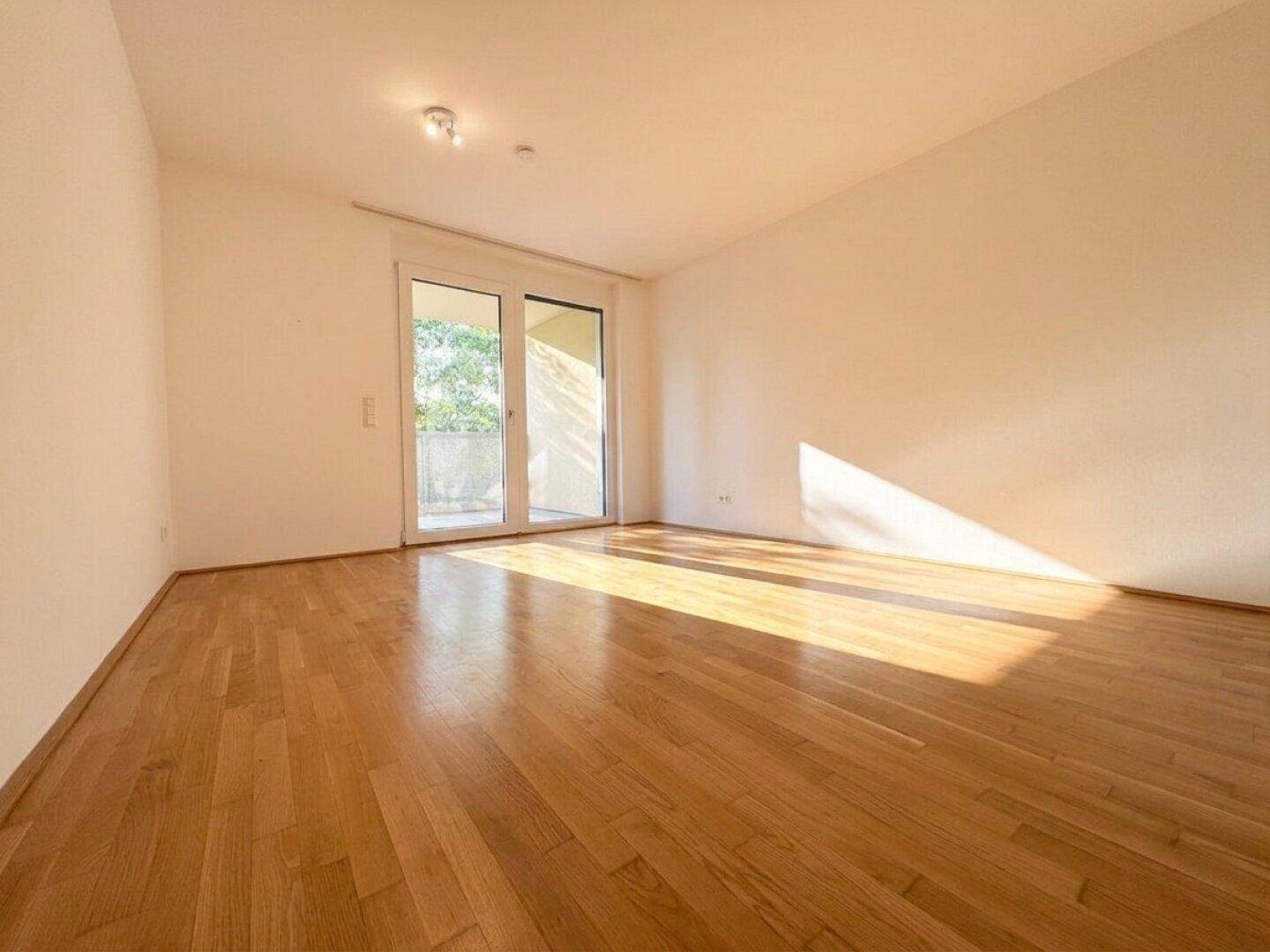 Moderne 2-Zimmer-Wohnung mit Westterrasse &amp; Grünblick (inkl. Garagenplatz) - Widok 2