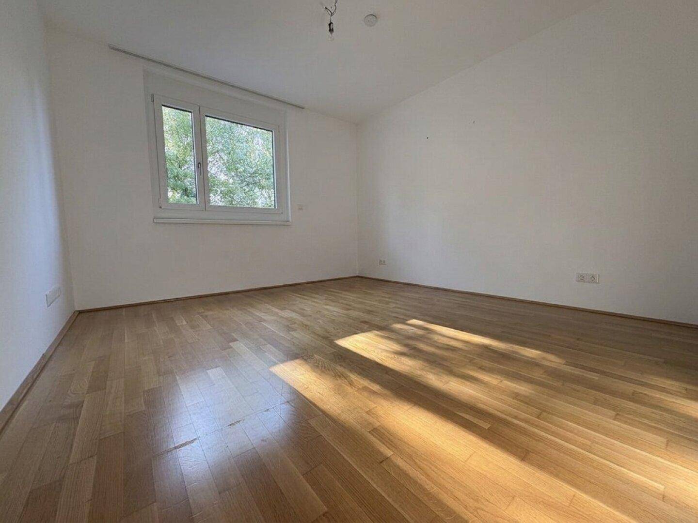 Moderne 2-Zimmer-Wohnung mit Westterrasse &amp; Grünblick (inkl. Garagenplatz) - Widok 5