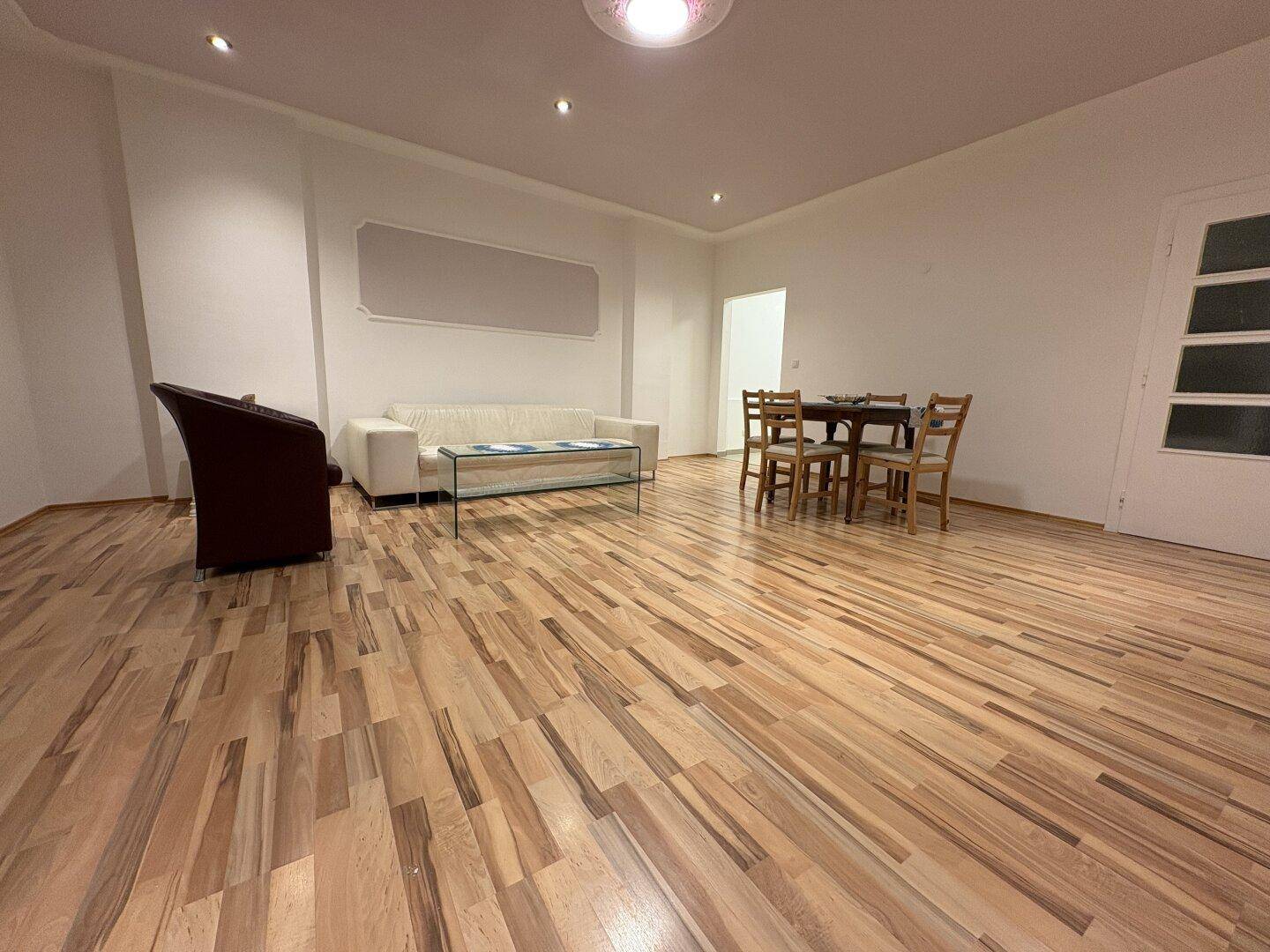 Frisch sanierte 2-Zimmer-Wohnung, möbliert, im 5. Bezirk – Nähe Matzleinsdorferplatz - Ansicht 3