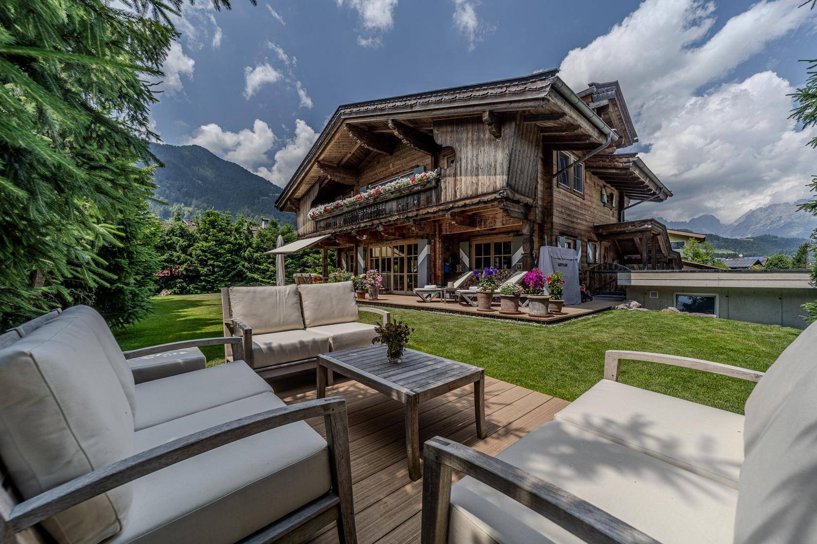 _22A0442-HDR