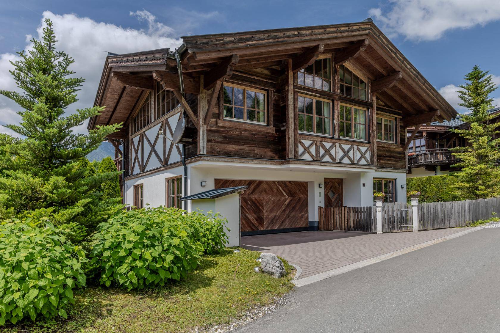 _22A9541-HDR
