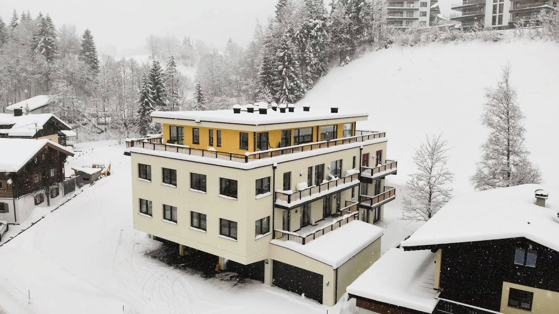 Wohnen &amp; Arbeit bzw. Anlage &amp; Investition in den Kitzbüheler Alpen – Direktverkauf durch den Eigentümer - Ansicht 2