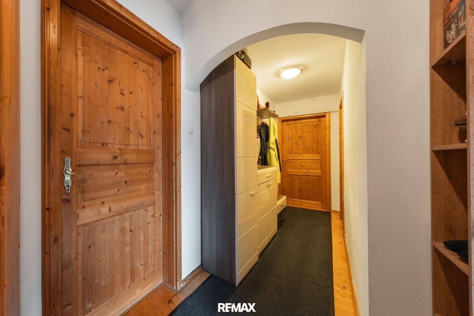 Charmante Wohnung in Wörgl mit Balkon &amp; Stellplatz in Stadtrandlage! – další