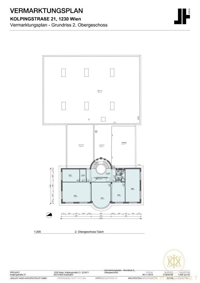 Grundriss des zweiten Obergeschosses mit Dachbereich und kleineren Räumen.