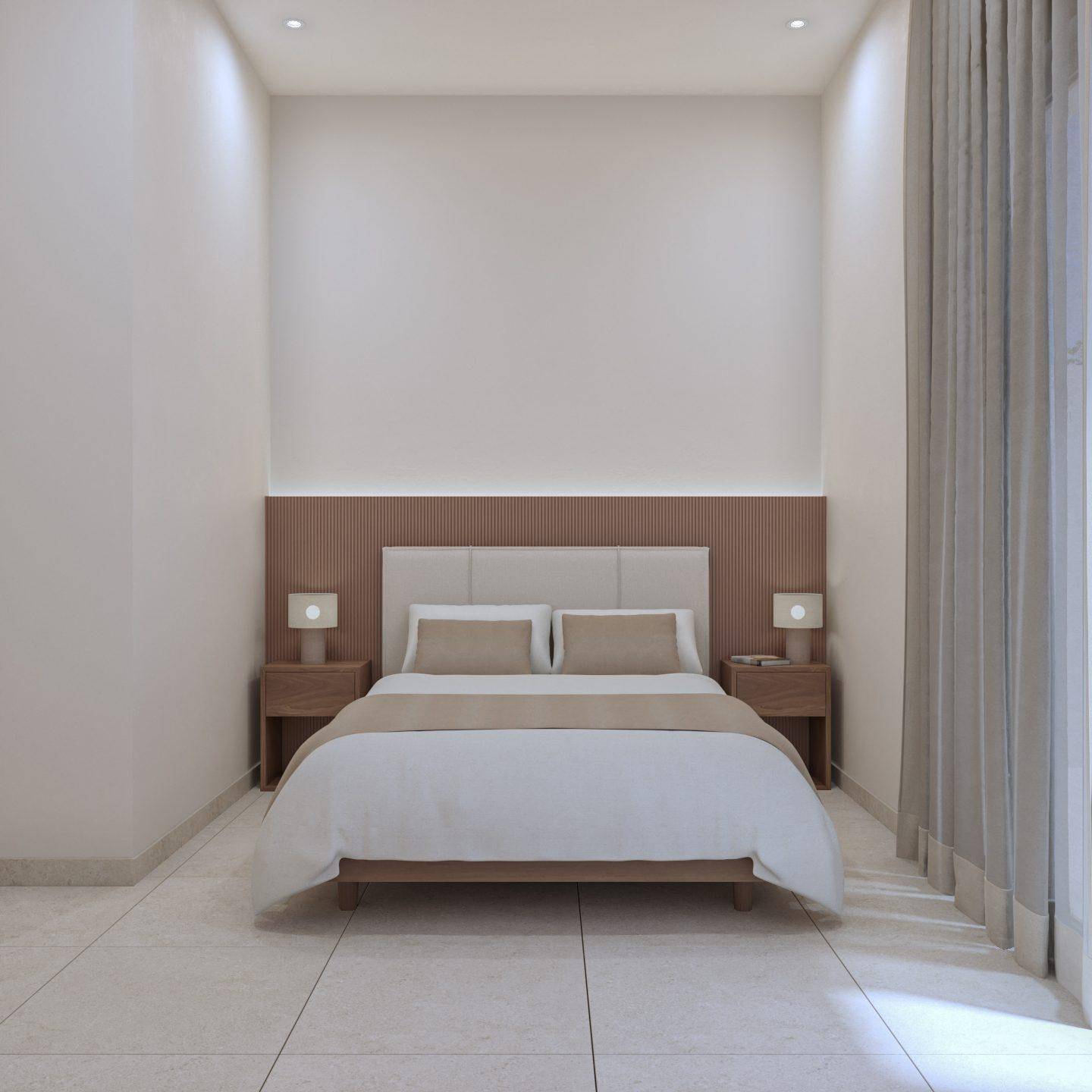 Helles Schlafzimmer mit Doppelbett, minimalistischer Einrichtung und großen Fenstern.