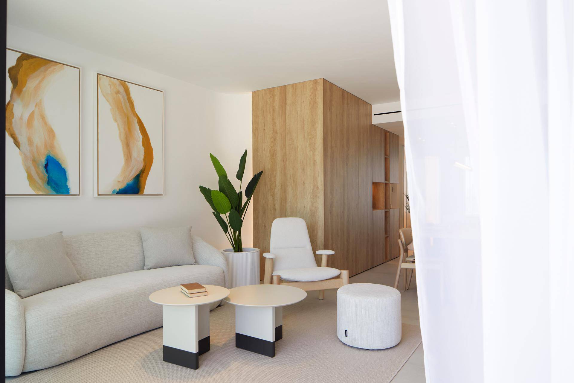 Show House (35)