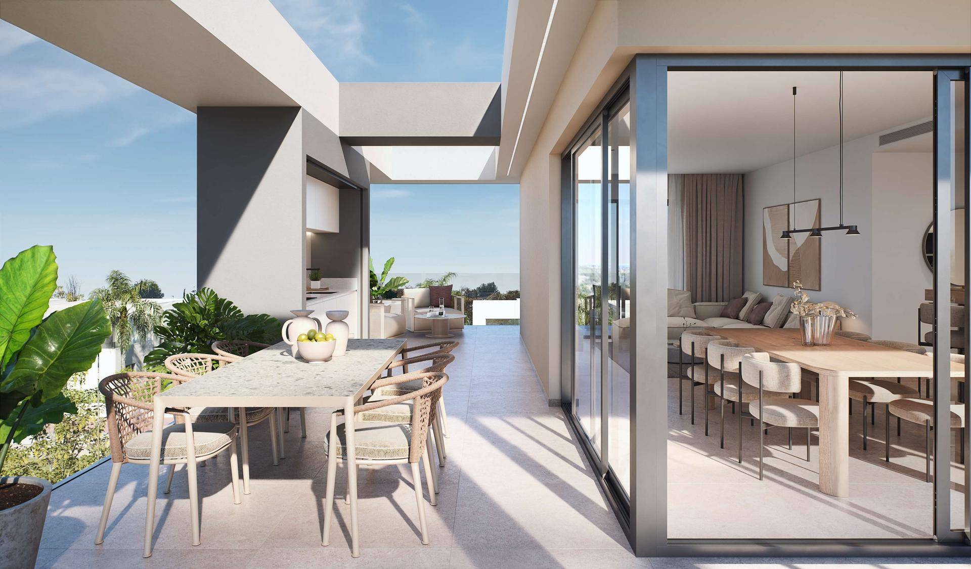 Große Terrasse mit Essbereich im Freien und direktem Zugang zum Wohnraum.